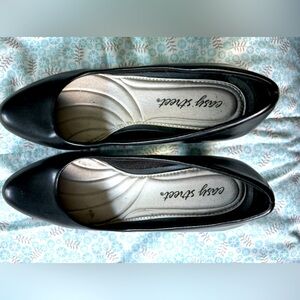 New Easy Spirit pumps